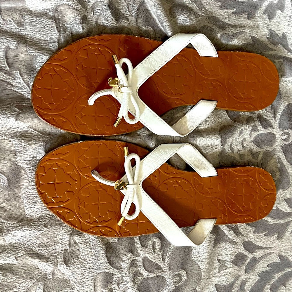 Kate Spade Bow Flip Flop Sandals 8.5